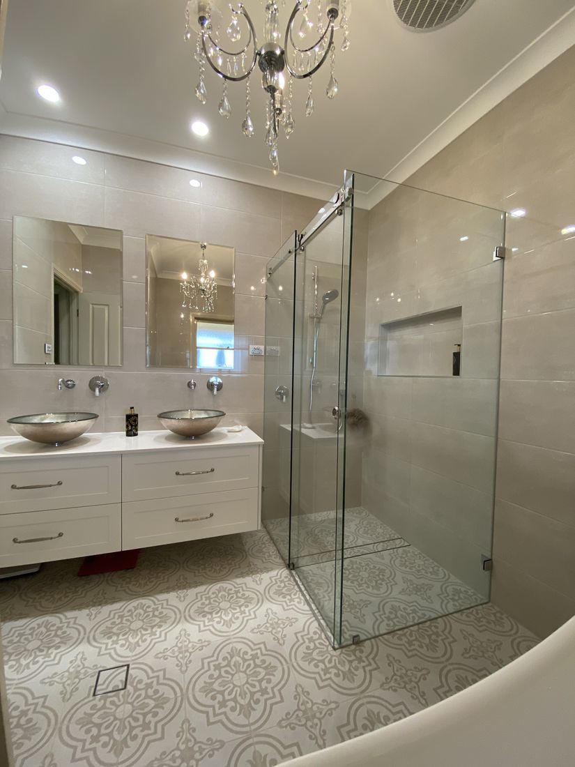 Cobbitty bathroom — shower detail