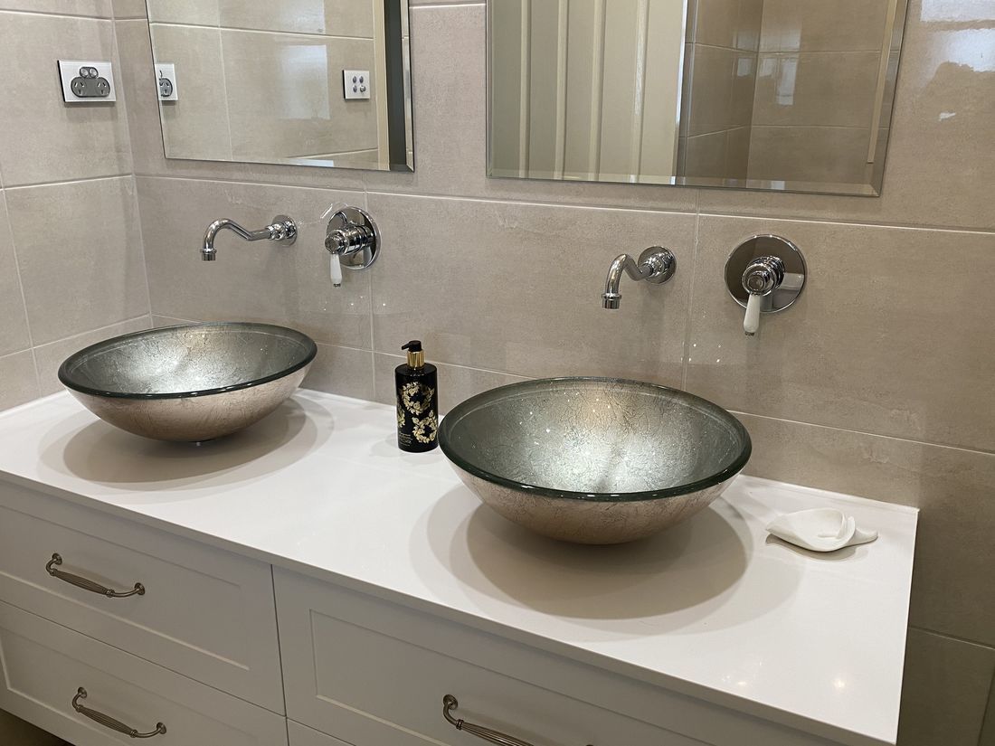 Cobbitty bathroom — tiling detail