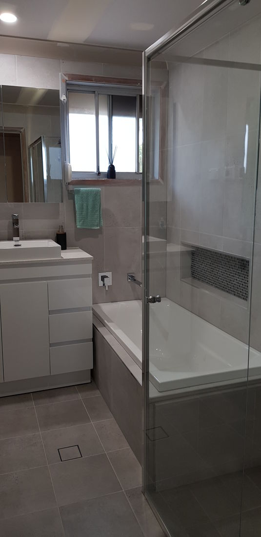 Minto bathroom detail 2